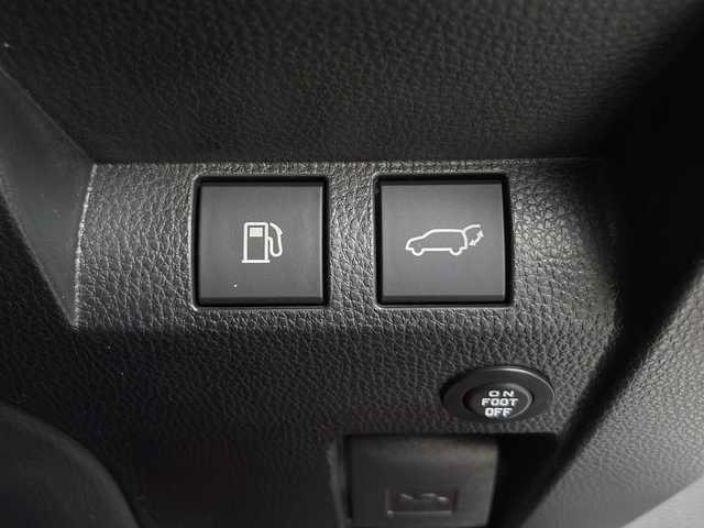 トヨタ クラウン スポーツ RS 佐賀県 2024(令6)年 0.3万km プレシャスホワイトパール ワンオーナー/純正ナビ/全方位カメラ、バックカメラ/フルセグテレビ・AM/FM/Bluetooth/オートエアコン/オートライト/クルーズコントロール/ETC/パワーシート/シートメモリ/パワーバックドア/オートブレーキホールド/ステアリングリモコン/ステアリングヒーター/パドルシフト/プッシュスタート/スマートキー/スペアキー/100V電源