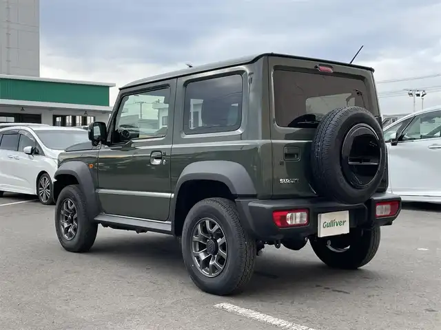 スズキ ジムニー シエラ JC 東京都 2025(令7)年 0.5万km ジャングルグリーン 社外ナビ　/Bluetooth　/フルセグTV　/FM　/AM　/シートヒーター　/クルーズコントロールシステム　/ステアリングスイッチ　/純正フロアマット　/純正アルミホイール　/純正LED　/ABS　/横滑り防止装置/レーンアシスト/オートライト/ダウンヒルアシストコントロールシステム/衝突被害軽減システム