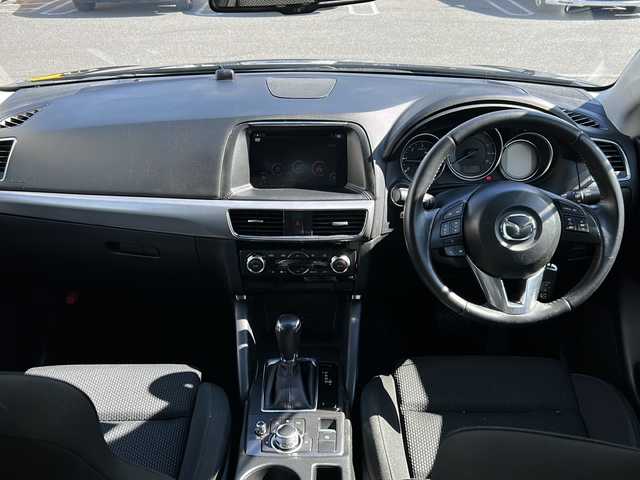 マツダ ＣＸ－５ XD 京都府 2015(平27)年 8.1万km ディープクリスタルブルーマイカ 純正ＳＤナビ　/フルセグＴＶ　/バックカメラ　/純正ＥＴＣ　/Ｗエアバッグ　/カーテンエアバッグ　/衝突軽減システム　/フルフラットシート/Ｂｌｕｅｔｏｏｔｈ　/アイドリングストップ　/ＵＳＢ　/Pスタート/スマートキー/パワーウィンドウ　/パワーステアリング/横滑り防止装置/ＴＣＳシステム/CD/純正フロアマット/前後コーナーセンサー