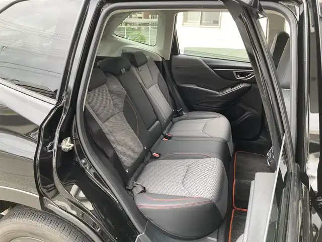 スバル フォレスター X－ブレイク 兵庫県 2019(令1)年 5.6万km クリスタルブラックシリカ ワンオーナー/社外メモリーナビ/フルセグTV/CD/DVD/Bluetooth/SD/FM/AM/バックカメラ/ETC/アイサイト/レーンキープ/先行車発進告知/リバースオートマチックブレーキ/衝突被害軽減ブレーキ/パドルシフト/プッシュスタート/ステアリングスイッチ/ハーフレザーシート/D/N シートヒーター/ステアリングヒーター/LEDヘッドライト/オートライト/フォグランプ/ドアバイザー/フロアマット/MTモード付AT/ISOFIX/アイドリングストップ/横滑り防止装置/スペアキー1本/新車時保証書/取扱説明書