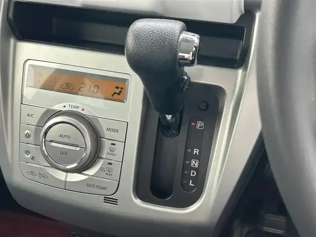 スズキ ハスラー G 滋賀県 2018(平30)年 8.9万km フェニックスレッドパール/ブルーイッシュブラックパール ガソリン（ハイブリッド）/2WD(FF)/CVT/７インチナビ/(FM/AM/CD/ワンセグ/USB)/バックカメラ/積込夏タイヤ純正ホイール付き/プリクラッシュブレーキアシスト	/運転席・助手席シートヒーター/電動格納ミラー/アイドリングストップ/ハロゲンライト/ヘッドライトライトレベリング/フルオートエアコン/プッシュスタート/スマートキー/スペアキー/純正フロアマット/ドアバイザー