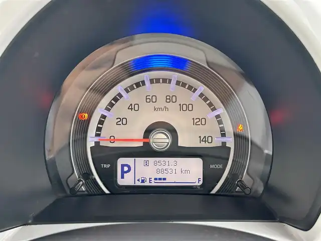 スズキ ハスラー G 滋賀県 2018(平30)年 8.9万km フェニックスレッドパール/ブルーイッシュブラックパール ガソリン（ハイブリッド）/2WD(FF)/CVT/７インチナビ/(FM/AM/CD/ワンセグ/USB)/バックカメラ/積込夏タイヤ純正ホイール付き/プリクラッシュブレーキアシスト	/運転席・助手席シートヒーター/電動格納ミラー/アイドリングストップ/ハロゲンライト/ヘッドライトライトレベリング/フルオートエアコン/プッシュスタート/スマートキー/スペアキー/純正フロアマット/ドアバイザー