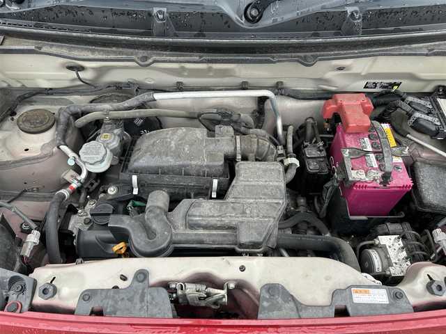スズキ ハスラー G 滋賀県 2018(平30)年 8.9万km フェニックスレッドパール/ブルーイッシュブラックパール ガソリン（ハイブリッド）/2WD(FF)/CVT/７インチナビ【AVN138M】/(FM/AM/CD/ワンセグ/USB)/バックカメラ/積込夏タイヤ純正ホイール付き/プリクラッシュブレーキアシスト	/運転席・助手席シートヒーター/電動格納ミラー/アイドリングストップ/ハロゲンライト/ヘッドライトライトレベリング/フルオートエアコン/プッシュスタート/スマートキー/スペアキー/純正フロアマット/ドアバイザー
