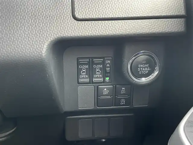 トヨタ タンク カスタムG－T 長崎県 2018(平30)年 9.7万km パールホワイトⅢ (株)IDOMが運営する【じしゃロン長崎店】の自社ローン専用車両になりますこちらは現金またはオートローンご利用時の価格です。自社ローンご希望の方は別途その旨お申付け下さい/ナビ　/バックカメラ　/両側パワースライドドア　/衝突被害軽減ブレーキ　/ＬＥＤヘッドライト　/オートライト　/フォグランプ　/クルーズコントロール　/コーナーセンサー　/アイドリングストップ　/プッシュスタート/スマートキー/電格ミラー