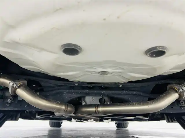 スバル ＷＲＸ ＳＴＩ STI タイプS 福島県 2015(平27)年 10.6万km クリスタルホワイトP ＳＴＩフルエアロ　/４ＷＤ　/バックカメラ　/ドラレコ　/メモリナビゲーション　/【AM/FM/DVD/CD/Bluetooth/フルセグ】/ハーフレザーシート　/プッシュスタート　/・スマートキー　/ＬＥＤライト　/・オートライト　/・フォグライト　/純正フロアマット　/ステアリングスイッチ/・革巻きステアリング/取扱説明書/・保証書