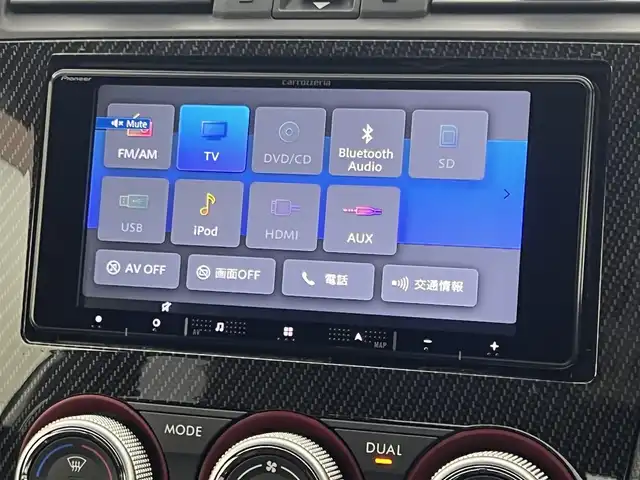 スバル ＷＲＸ ＳＴＩ STI タイプS 福島県 2015(平27)年 10.6万km クリスタルホワイトP ＳＴＩフルエアロ　/４ＷＤ　/バックカメラ　/ドラレコ　/メモリナビゲーション　/【AM/FM/DVD/CD/Bluetooth/フルセグ】/ハーフレザーシート　/プッシュスタート　/・スマートキー　/ＬＥＤライト　/・オートライト　/・フォグライト　/純正フロアマット　/ステアリングスイッチ/・革巻きステアリング/取扱説明書/・保証書