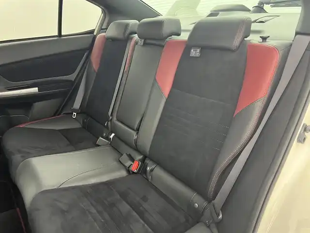 スバル ＷＲＸ ＳＴＩ STI タイプS 福島県 2015(平27)年 10.6万km クリスタルホワイトP ＳＴＩフルエアロ　/４ＷＤ　/バックカメラ　/ドラレコ　/メモリナビゲーション　/【AM/FM/DVD/CD/Bluetooth/フルセグ】/ハーフレザーシート　/プッシュスタート　/・スマートキー　/ＬＥＤライト　/・オートライト　/・フォグライト　/純正フロアマット　/ステアリングスイッチ/・革巻きステアリング/取扱説明書/・保証書