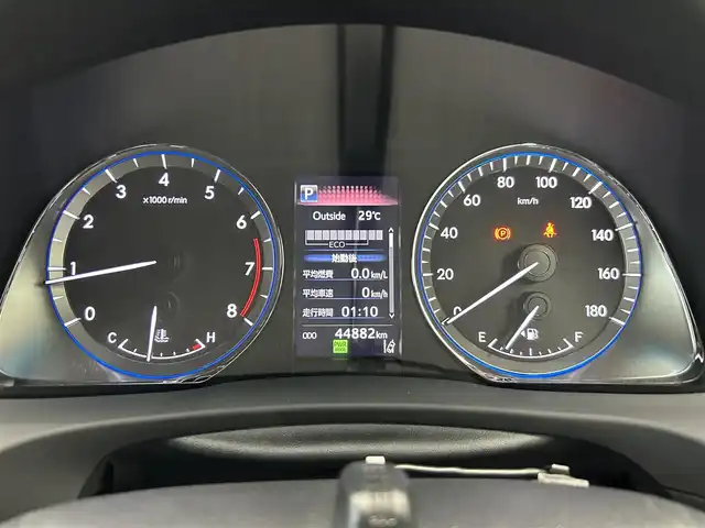 トヨタ ハリアー プレミアム 鹿児島県 2017(平29)年 4.5万km パール 純正8インチナビ/（AM/FM/フルセグＴＶ/Bluetooth）/バックカメラ/トヨタセーフティセンス/運転席パワーシート/前後ドライブレコーダー/パワーバックドア/オートブレーキホールド/電動パーキングブレーキ/純正フロアマット/純正ドアバイザー/純正アルミホイール/純正ＥＴＣ/追従型クルーズコントロール/フォグランプ