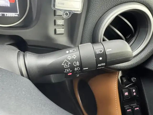 トヨタ ８６ GT LTD ハイパーパフォーマ 愛知県 2017(平29)年 1.4万km クリスタルホワイトパール 6速MT/寒冷地仕様/TRDエアロ/　　・LEDライト付フロントスポイラー/　　・サイドスカート/　　・リヤバンパースポイラー/　　・エアロタービュレーター（前後）/トランクスポイラー/BLITZ車高調/BLITZ4本出しマフラー/WORK19インチアルミホイール/LEDヘッドライト/ハイパフォーマンスパッケージ/　　・ブレンボブレーキシステム/　　・ブレンボキャリパー/　　・内装色タン＆ブラック/　　・ハーフレザーシート（アルカンターラ＋本革）/　　・シートヒーター（前席）/カロッツェリア7型ワイドサイバーナビ/フルセグTV/Bluetooth対応/ETC/スマートキー