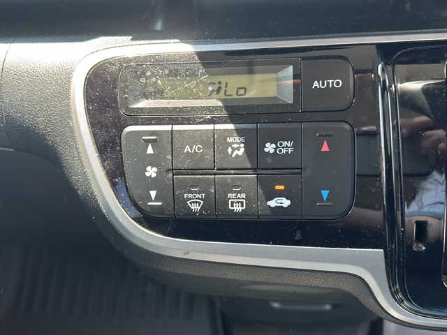 ホンダ Ｎ ＢＯＸ G SSパッケージ 福井県 2013(平25)年 11.2万km クリスタルブラックパール スマートキー/プッシュスタート/アイドリングストップ/ETC/前後ドライブレコーダー/社外ナビ/フルセグTV/ステアリングスイッチ/両側パワースライドドア/純正LEDヘッドライト/オートライト/電動格納ミラー/横滑り防止/純正フロアマット/純正ドアバイザー