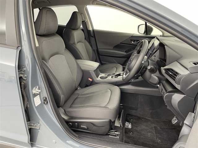 スバル クロストレック リミテッド 群馬県 2023(令5)年 1.9万km 青 純正11.6インチナビ/(BT/USB/iPhone/iPod/AUX/AppleCarPlay/AndroidAuto)/ルーフレール/＝＝＝＝＝＝＝＝＝＝＝＝＝＝＝＝＝/アイサイトコアテクノロジー/　・プリクラッシュブレーキ/　・前側方プリクラッシュブレーキ/　・緊急時プリクラッシュステアリング/　・AT誤発進抑制制御/　・ツーリングアシスト/　・全車速追従機能付クルーズコントロール/　・定速クルーズコントロール/　・ECOクルーズコントロール/　・車線逸脱警報/　・ふらつき警報/　・先行車発進お知らせ機能/　・青信号お知らせ機能/アイサイトセイフティプラス/　・運転支援テクノロジー/　(スバルリヤビークルディテクション/エマージェンシーレーンキープアシスト/ドライバー異常対応システム)/　・視界拡張テクノロジー/　(デジタルマルチビューモニター/前側方警戒アシスト)/ステアリングヒーター/前席パワーシート/前席シートヒーター/純正ドライブレコーダー/キーレスアクセス＆プッシュスタート/ETC/電動パーキングブレーキ/フルLEDハイ＆ロービームランプ/(ヘッドランプレベライザー/ステアリング連動ヘッドランプ/コーナリングランプ)