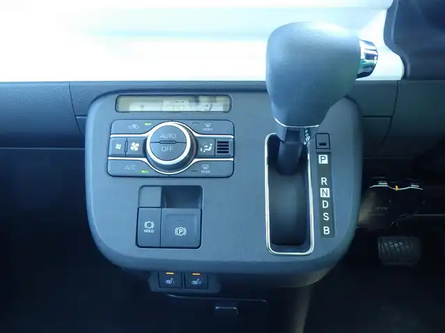 ダイハツ ムーヴ キャンバス ストライプス G 千葉県 2022(令4)年 3.8万km シャイニングホワイトパール/スムーズグレーマイカメタリック スマートアシストIII/エコアイドル/両側パワースライドドア/社外メモリーナビ/地デジTV/【DVD/CD再生機能　Bluetooth接続】/バックカメラ/ステアリングスイッチ/ETC/LEDヘッドライト/フォグライト/コーナーセンサー/サイド/カーテンエアバッグ/キーフリーシステム