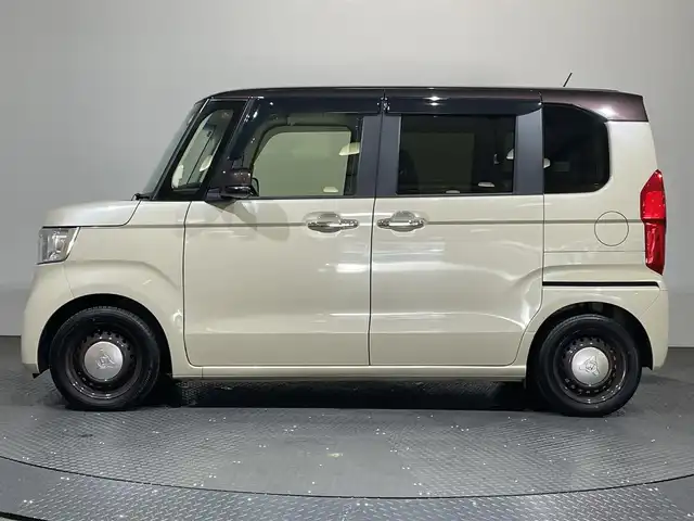 ホンダ Ｎ ＢＯＸ L コーディネートスタイル 愛媛県 2023(令5)年 1.2万km プレミアムアイボリーパールⅡ ・ナビ（ワンセグＴＶ・ＢＴ・ＣＤ・ＳＤ・ＵＳＢ・ＦＭ・ＡＭ）/・バックカメラ　/・ＥＴＣ　/・両側電動ドア　/・レーダークルーズコントロール　/・レーンキープアシスト　/・衝突軽減ブレーキ　/・コーナーセンサー/・DN席シートヒーター/・ヘッドライトレベライザー/・USB充電ポート/・オートブレーキホールド/・スペアキー
