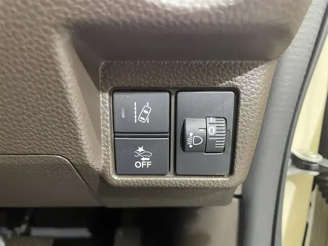 ホンダ Ｎ ＢＯＸ L コーディネートスタイル 愛媛県 2023(令5)年 1.2万km プレミアムアイボリーパールⅡ ・ナビ（ワンセグＴＶ・ＢＴ・ＣＤ・ＳＤ・ＵＳＢ・ＦＭ・ＡＭ）/・バックカメラ　/・ＥＴＣ　/・両側電動ドア　/・レーダークルーズコントロール　/・レーンキープアシスト　/・衝突軽減ブレーキ　/・コーナーセンサー/・DN席シートヒーター/・ヘッドライトレベライザー/・USB充電ポート/・オートブレーキホールド/・スペアキー