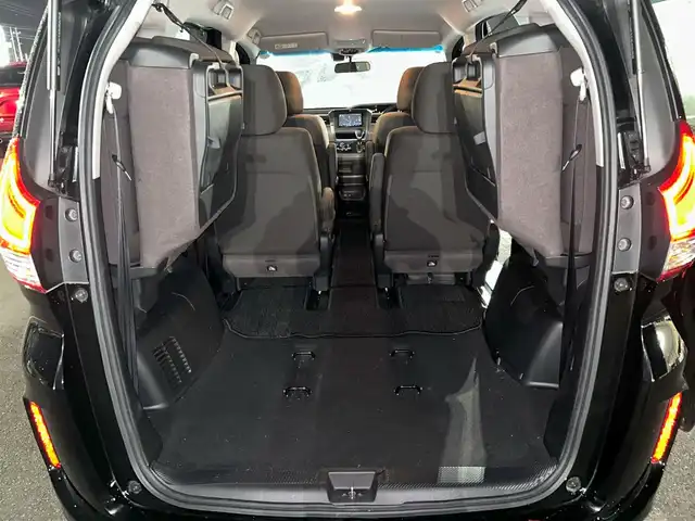 ホンダ フリード G 千葉県 2023(令5)年 2.4万km クリスタルブラックパール 社外ナビケンウッド/【DISC・ラジオ・TV・SD・CD・USB・BT・AUX】/ETC/Bカメラ/アイドリングストップ/両側パワスラ/スペアキー１本/シートヒーター（D席＋N席）/レーンキープアシスト/純正フロアマット/ウォークスルー/純正LED