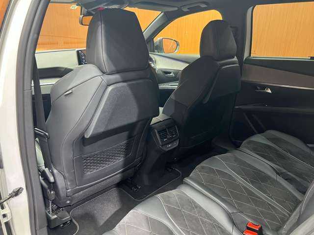 プジョー ５００８ GT ブルーHDi 千葉県 2019(令1)年 4.9万km 白Ⅱ ファーストクラスＰ　/パノラマＳＲ　/ＡＣＣ　/ＣａｒＰｌａｙ　/フロント／バックカメラ　/ハーフレザーシート　/シートヒーター　/パワーシート　/マッサージ機能　/ＬＥＤヘッドライト　/ハイビームアシスト