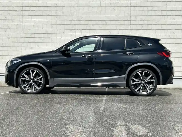 ＢＭＷ Ｘ２ xDrive20i MスポーツX 富山県 2020(令2)年 5.4万km 黒 純正ナビ/パノラマサンルーフ/１オーナー/ＭＯＰブラックサファイアＭ/ＭＯＰセレクトＰＫＧ/ＭＯＰアドバンスドアクティブセーフティ/ＭＯＰハイラインＰＫＧ/ＭＯＰ２０型Ｍライトアロイホイール/ＨＵＤ/ACC/ドライビングアシストプラス/オートマチックテールゲート/スマートキー/LEDヘッドライト/ミラー一体型ETC2.0/黒レザーシート/保証書／取説有り