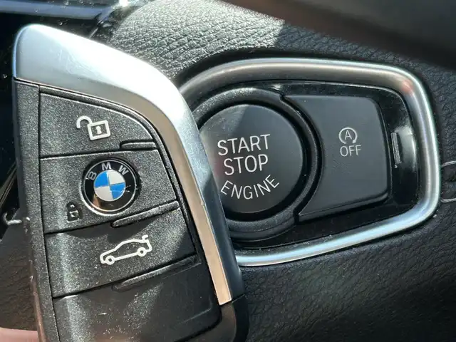 ＢＭＷ Ｘ２ xDrive20i MスポーツX 富山県 2020(令2)年 5.4万km 黒 純正ナビ/パノラマサンルーフ/１オーナー/ＭＯＰブラックサファイアＭ/ＭＯＰセレクトＰＫＧ/ＭＯＰアドバンスドアクティブセーフティ/ＭＯＰハイラインＰＫＧ/ＭＯＰ２０型Ｍライトアロイホイール/ＨＵＤ/ACC/ドライビングアシストプラス/オートマチックテールゲート/スマートキー/LEDヘッドライト/ミラー一体型ETC2.0/黒レザーシート/保証書／取説有り