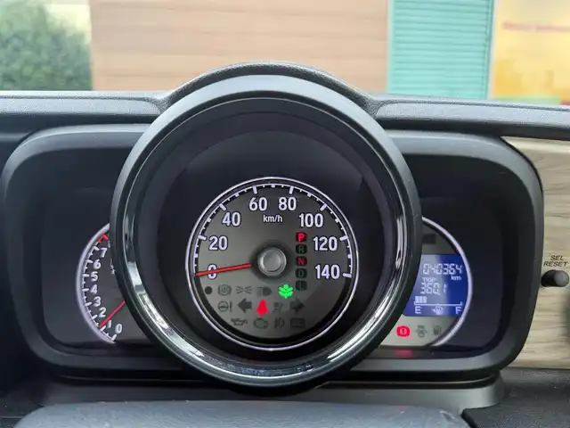 ホンダ Ｎ ＯＮＥ G SS ブラウンスタイルパッケージ 愛知県 2017(平29)年 4.1万km プレミアムホワイトパールⅡ 純正SDナビ/ワンセグ/CD/BT/バックカメラ/シティブレーキアシスト/キセノンヘッドライト/前席シートヒーター/スマートキー/ドライブレコーダー/ETC