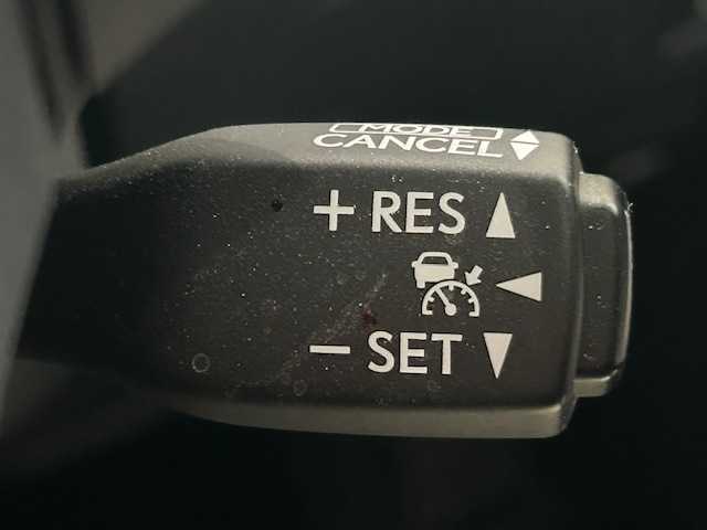 レクサス ＬＳ 600h バージョンL 宮城県 2015(平27)年 10.2万km ブラック Lexus Safety System +/・プリクラッシュセーフティ/・レーントレーシングアシスト/・アダプティブハイビームシステム/・オートマチックハイビーム/・レーダークルーズコントロール/・ロードサインアシスト/・ブラインドスポットモニター/純正ナビ/・フルセグTV/Bluetooth/CD/DVD/AUX/・社外ビルドインETC/・バックカメラ/レクサスプレミアムサウンドシステム/デジタルインナーミラー/・ミラー型ドライブレコーダー/電動リアゲート/コーナーセンサー/電子パーキング/・ブレーキホールド/革巻きウッドステアリング/・ステアリングスイッチ/・ハンドルヒーター/レザーシート/・パワーシート（運転席＋助手席）/・シートメモリー（全席）/・エアシート（全席）/・マッサージシート（後部座席）/プッシュスタート/・スマートキー/・スペアキー/サンシェード/バニティーミラー/ドアバイザー/オートライト/純正フロアマット/純正LEDヘッドライト/純正19インチアルミホイール/・ロックナット付き