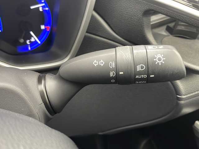 トヨタ カローラ クロス ハイブリッド Z 千葉県 2022(令4)年 1.8万km プラチナホワイトパールマイカ 衝突軽減ブレーキ/レーダークルーズコントロール/オートマチックハイビーム/レーンキープアシスト/純正ディスプレイオーディオ/（フルセグ/Bluetooth/USB/FM/AM）/全方位カメラ/モデリスタエアロ/ドライブレコーダー/ハーフレザーシート/シートヒーター/LEDヘッドライト/電動格納ミラー