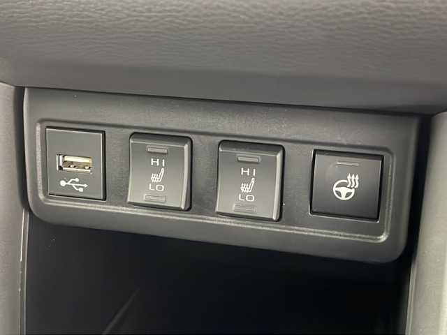 トヨタ カローラ クロス ハイブリッド Z 千葉県 2022(令4)年 1.8万km プラチナホワイトパールマイカ 衝突軽減ブレーキ/レーダークルーズコントロール/オートマチックハイビーム/レーンキープアシスト/純正ディスプレイオーディオ/（フルセグ/Bluetooth/USB/FM/AM）/全方位カメラ/モデリスタエアロ/ドライブレコーダー/ハーフレザーシート/シートヒーター/LEDヘッドライト/電動格納ミラー