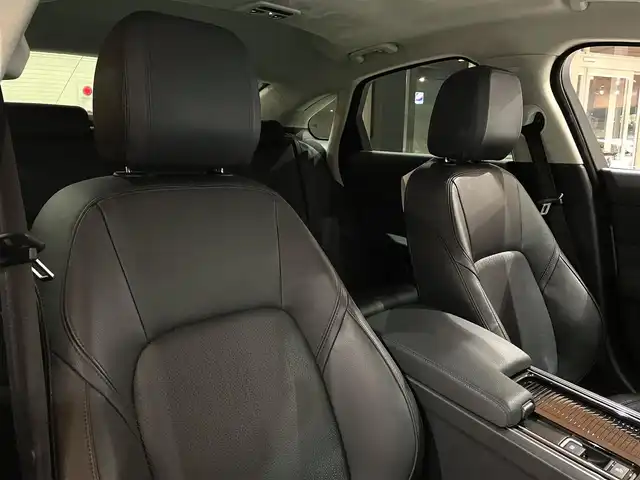 ジャガー ＸＦ プレステージ 道央・札幌 2020(令2)年 4.1万km ユーロンホワイト ユーロンホワイト/アドバンスドパーキングアシストパック/　・360°サラウンドカメラ/　・360°パーキングエイド/　・パークアシスト/ステアリングヒーター/パワーテールゲート/純正メモリナビ/フルセグTV/本革シート/シートヒーター/電動フロントシート/MERIDIANサウンド