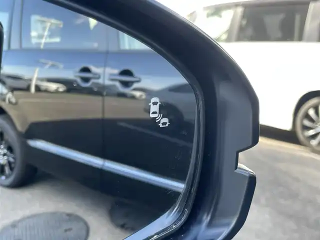 ホンダ ヴェゼル ハイブリッド e:HEV Z 香川県 2025(令7)年 0.1千km プラチナホワイトパール 登録済未使用車/純正９型ナビ/ワイヤレス充電器/バックカメラ/ビルトインＥＴＣ２．０/ホンダセンシング/レーダークルーズコントロール/ＢＳＭ/パドルシフト/ハンドルヒーター/シートヒーター/ハーフレザーシート/スペアキー/スマートキー