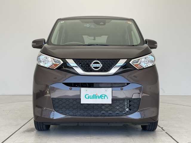 日産 デイズ X 愛知県 2020(令2)年 0.6万km アッシュブラウンM エマージェンシーブレーキ/純正ナビ/全方位カメラ/バックカメラ/コーナーセンサー/純正アルミホイール/LEDヘッドライト/オートライト/ドライブレコーダー/衝突軽減システム/フルセグ/CD DVD/Bluetooth/ステアリングスイッチ/スマートキー/プッシュスタート