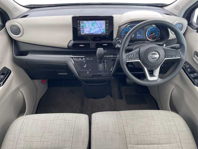 日産 デイズ X 愛知県 2020(令2)年 0.6万km アッシュブラウンM エマージェンシーブレーキ/純正ナビ/全方位カメラ/バックカメラ/コーナーセンサー/純正アルミホイール/LEDヘッドライト/オートライト/ドライブレコーダー/衝突軽減システム/フルセグ/CD DVD/Bluetooth/ステアリングスイッチ/スマートキー/プッシュスタート