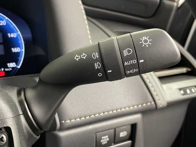 トヨタ アルファードハイブリット Z 埼玉県 2024(令6)年 2.9万km プラチナホワイトパールマイカ 純正ディスプレイオーディオ/　(Bluetooth/Miracast/USB/FM/AM)/純正フリップダウンモニター/フルセグテレビ/全方位カメラ/ビルトインETC2.0/前後ドライブレコーダー/パワーバックドア/両側パワースライドドア/ガラスルーフ/レザーシート/デジタルインナーミラー/シートヒーター/エアーシート/パワーシート/ステアリングヒーター/パーキングアシスト/パドルシフト/ブラインドスポットモニター/クルーズコントロール/衝突被害軽減ブレーキ/車線逸脱警報/クリアランスソナー/電子パーキングシステム/ブレーキホールド/シートメモリー/オートハイビーム/オートLEDライト/プッシュスタート/純正フロアマット/純正19インチアルミホイール