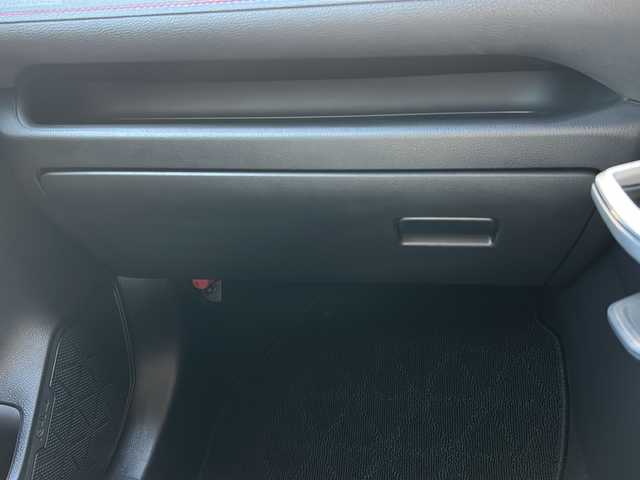 トヨタ ＲＡＶ４ アドベンチャー オフロードPKG 広島県 2021(令3)年 4.6万km アティチュードブラックマイカ 禁煙/JAOS（モデリスタ）/・ピラープロテクター/・サイドプロテクター/・ノーズプロテクター/トヨタセーフティセンス/・プリクラッシュセーフティ/・LDA/LTA/・RSA/・オートマチックハイビーム/・レーダークルーズコントロール/・先行車発進お知らせ/クリアランスソナー/BSM/純正９インチディスプレイオーディオ/・ナビ/フルセグ/USB/Miracast/Bluetooth/バックカメラ/デジタルインナーミラー/パワーバックドア/革巻きステアリング/ステアリングスイッチ/オートライト/ステアリングヒーター/電動パーキングブレーキ/ブレーキホールド/LEDヘッドライト/フォグランプ/ハーフレザーシート/シートヒーター/ベンチレーション/パワーシート/LED室内灯/TRDトランクマット/純正フロアマット/前後ドライブレコーダー（DC-DR652）/ETC/ルーフレール/純正18インチアルミホイール