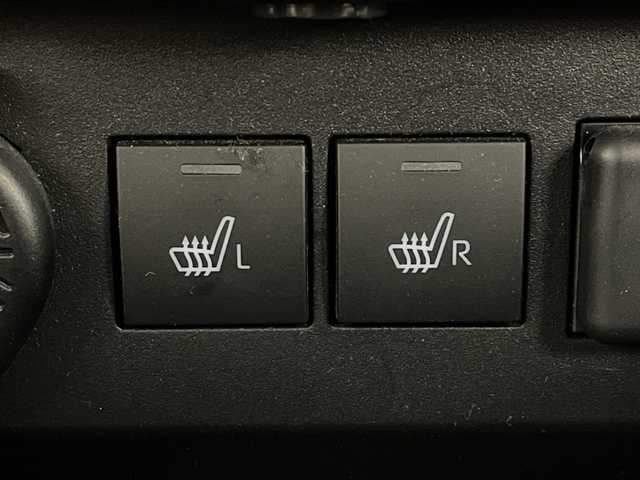 トヨタ ライズ Z 茨城県 2023(令5)年 1.9万km スムースグレーマイカメタリック/ブラック2トーン ナビ　フルセグＴＶ　Ｂｌｕｅｔｏｏｔｈ　全方位カメラ　衝突軽減ブレーキ　レーンキープアシスト　レーダークルーズコントロール　シートヒーター　ＬＥＤヘッドランプ　コーナーセンサー　純正１７インチＡＷ