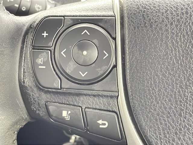 トヨタ ヴォクシー ZS 煌Ⅲ 茨城県 2021(令3)年 2.2万km ブラック 純正9インチナビゲーション/フルセグテレビ/フリップダウンモニター/バックモニター/ＬＥＤヘッドライト/ハーフレザーシート/両側パワースライドドア/クルーズコントロール/スマートキー2個