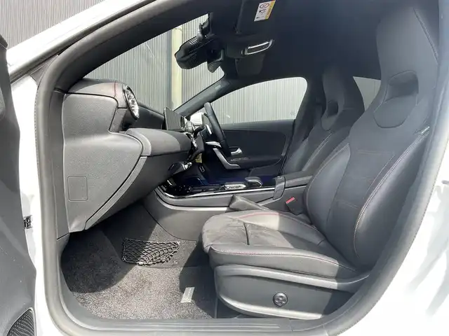 メルセデス・ベンツ ＣＬＡ２００ｄ AMGライン 香川県 2020(令2)年 4.1万km デジタルホワイト 純正ナビ（BT、USB、フルセグTV）/360度カメラ　前後コーナーセンサー/レーダーセーフティーパッケージ/黒ハーフレザーシート/前席 パワーシート、シートヒーター/前後ドライブレコーダー/純正18インチAW/アンビエントライト