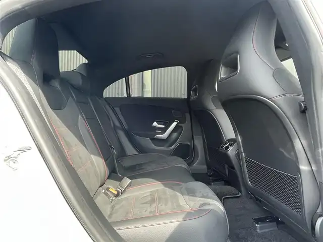 メルセデス・ベンツ ＣＬＡ２００ｄ AMGライン 香川県 2020(令2)年 4.1万km デジタルホワイト 純正ナビ（BT、USB、フルセグTV）/360度カメラ　前後コーナーセンサー/レーダーセーフティーパッケージ/黒ハーフレザーシート/前席 パワーシート、シートヒーター/前後ドライブレコーダー/純正18インチAW/アンビエントライト