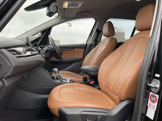 ＢＭＷ ２１８ｄ グランツアラー ラグジュアリー 福島県 2017(平29)年 4.7万km サファイアブラックP インテリジェントセーフティ/レーンキープアシスト/コンフォートパッケージ/・オートマチック・テールゲート/・コンフォートアクセス/・ライトパッケージ/・フロント・シート・ヒーティング/純正HDDナビ/バックカメラ/純正17インチAW/Ｄ／Ｎパワーシート/茶レザーシート/ミラー一体ETC/クリアランスソナー/トノカバー/保証書・取説・スペアキー