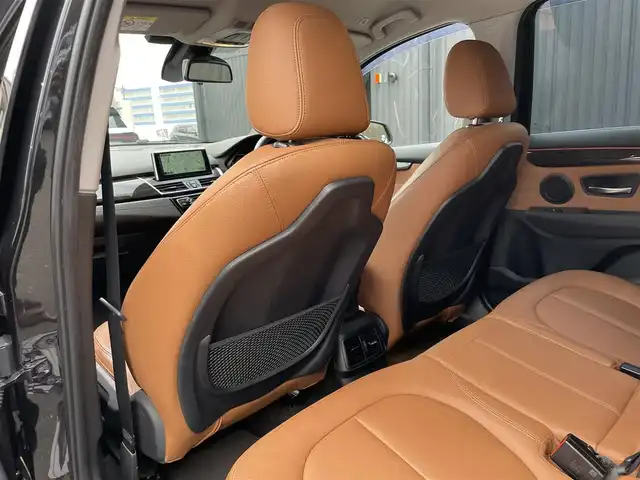ＢＭＷ ２１８ｄ グランツアラー ラグジュアリー 福島県 2017(平29)年 4.7万km サファイアブラックP インテリジェントセーフティ/レーンキープアシスト/コニャックレザーシート/パワーシート/コンフォートパッケージ/・オートマチック・テールゲート/・コンフォートアクセス/・ライトパッケージ/・フロント・シート・ヒーティング/純正HDDナビ/バックカメラ/純正17インチAW/ミラー一体ETC/クリアランスソナー/トノカバー/保証書・取説・スペアキー