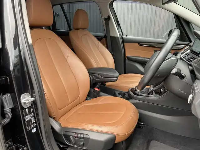 ＢＭＷ ２１８ｄ グランツアラー ラグジュアリー 福島県 2017(平29)年 4.7万km サファイアブラックP インテリジェントセーフティ/レーンキープアシスト/コニャックレザーシート/パワーシート/コンフォートパッケージ/・オートマチック・テールゲート/・コンフォートアクセス/・ライトパッケージ/・フロント・シート・ヒーティング/純正HDDナビ/バックカメラ/純正17インチAW/ミラー一体ETC/クリアランスソナー/トノカバー/保証書・取説・スペアキー