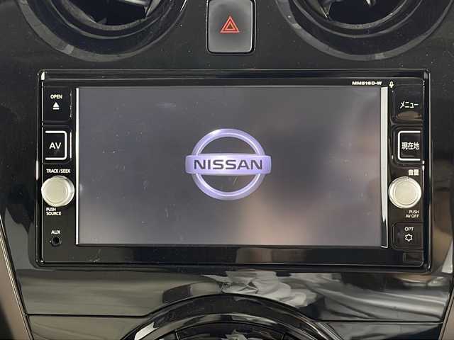 日産 ノート e－パワー メダリスト 広島県 2017(平29)年 5.6万km ブリリアントホワイトパール 純正ナビ/・フルセグTV/・Bluetooth/・CD/DVD/アラウンドビューモニター/デジタルインナーミラー/衝突軽減システム/レーンアシスト/ETC/ドラレコ/LEDヘッドライト
