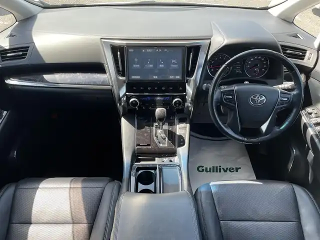 トヨタ アルファード S Cパッケージ 千葉県 2018(平30)年 7.1万km ホワイトパールクリスタルシャイン モデリスタエアロ(サイド/リア)/黒レザーシート/純正10インチSDナビ【NSZT-W68T】/・CD/DVD/MSV/Bluetooth/フルセグTV/純正12.1インチフリップダウンモニター【V12T-R68C】/デジタルインナーミラー/両後パワースライドドア/前席パワーシート/前席シートヒーター/前席シートベンチレーション/パワーバックドア/トヨタセーフティーセンス/・プリクラッシュセーフティー/・レーンキープアシスト/・パーキングサポートブレーキ/・ロードサインアシスト/・アダプティブクルーズコントロール/・オートマチックハイビーム/・ブラインドスポットモニター/ステアリングヒーター/ウッドコンビステアリング/前後コーナーセンサー/純正三眼LEDヘッドライト/フォグランプ/純正18インチアルミホイール/ドアバイザー/ビルトインETC/木目調パネル/サイド＆カーテンエアバッグ/新車時保証書＆取扱説明書