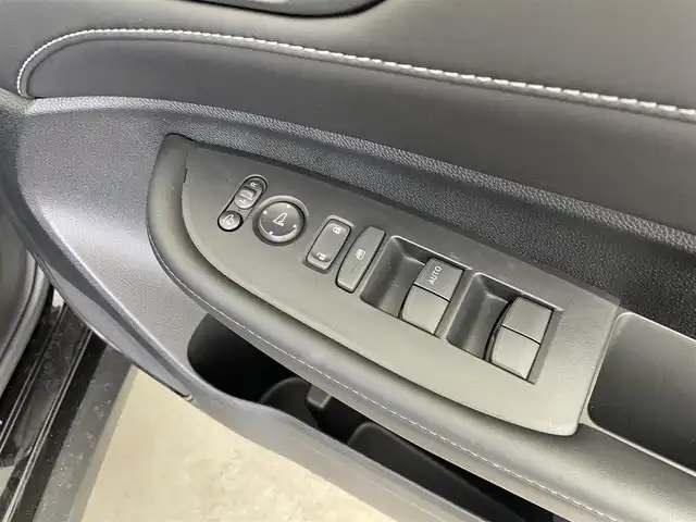 ホンダ ＷＲ－Ｖ Z+ 大分県 2024(令6)年 0.1万km クリスタルブラックパール 純正ナビ/TV/Bluetooth/バックカメラ/レーダークルーズ/パドルシフト/ハーフレザーシート/シートヒーター/ルーフレール/LEDヘッドライト/ホンダセンシング