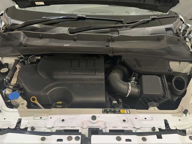 ジャガー Ｅペース S P200 新潟県 2019(令1)年 4.7万km フジホワイト オプション/ドライブプロパック/・ブラインドスポットアシスト/・アダプティブクルーズコントロール/・ハイスピードエマージェンシーブレーキ/・ブラインドスポットアシスト/パークプロパック/・パークアシスト360°/・パーキングエイド/・リバーストラフィックディテクション/地上波デジタルTV/標準装備/ナビゲーションプロコネクトプロ/・InControlアプリ/・Apple-car-play/・Android-auto/・シートヒーター/・ハンズフリーテールゲート/・レザーシート/・純正18インチAW/・ETC