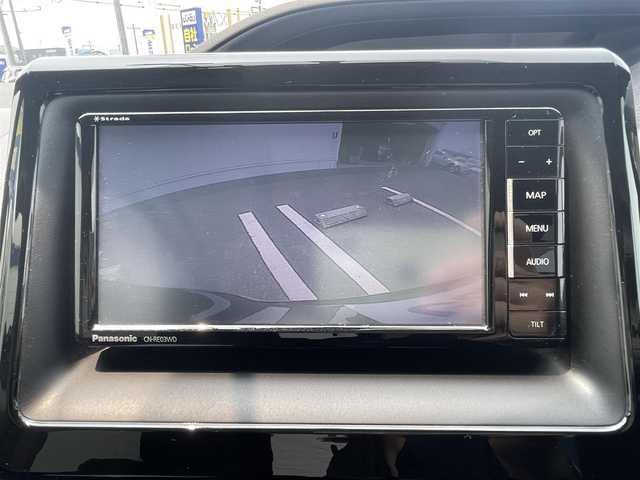 トヨタ ヴォクシー ZS 熊本県 2014(平26)年 13.5万km ブラッキッシュアゲハガラスフレーク (株)IDOMが運営する【じしゃロン熊本店】の自社ローン専用車両になりますこちらは現金またはオートローンご利用時の価格です。自社ローンご希望の方は別途その旨お申付け下さい/Panasonic製SDナビ【CNーRE03WD】/　（フルセグTV・Bluetooth・DVD・CD・AM/FM）/ビルトインETC/前後ドライブレコーダー/ステアリングスイッチ/両側パワースライドドア/横滑り防止装置/アイドリングストップ/ドアバイザー/電動格納ウィンカーミラー/ISOFIX/純正フロアマット/純正LEDヘッドライト/純正16インチアルミホイール