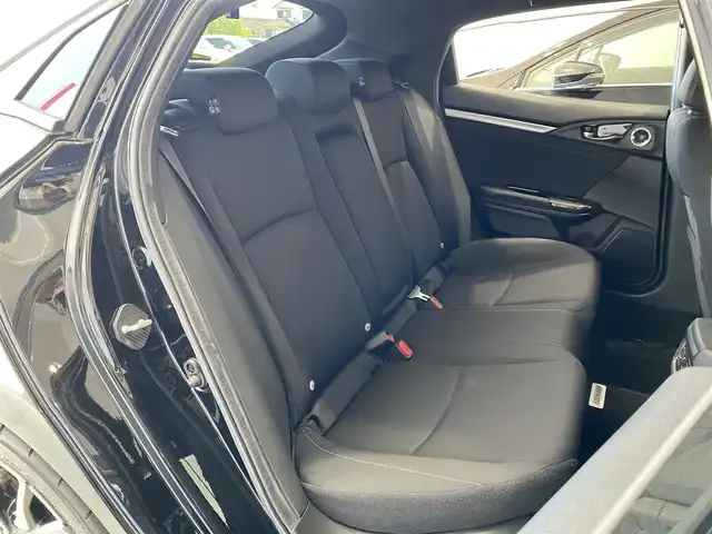 ホンダ シビック ハッチバック ホンダセンシング 岐阜県 2018(平30)年 5.7万km クリスタルブラックパール ワンオーナー/ナビ装着用スペシャルパッケージ/ホンダセンシング/メーカー純正SDナビ//BT/CD/DVD/フルセグテレビ/電動パーキング・ブレーキホールド/純正ビルトインETC/Transcend製ドライブレコーダー/Gathers製ドライブレコーダー/COMTEC製レーダー探知機/トノカバー/純正18インチアルミホイール/追従式クルーズコントロール/LEDヘッドライト/ドアバイザー/バックカメラ