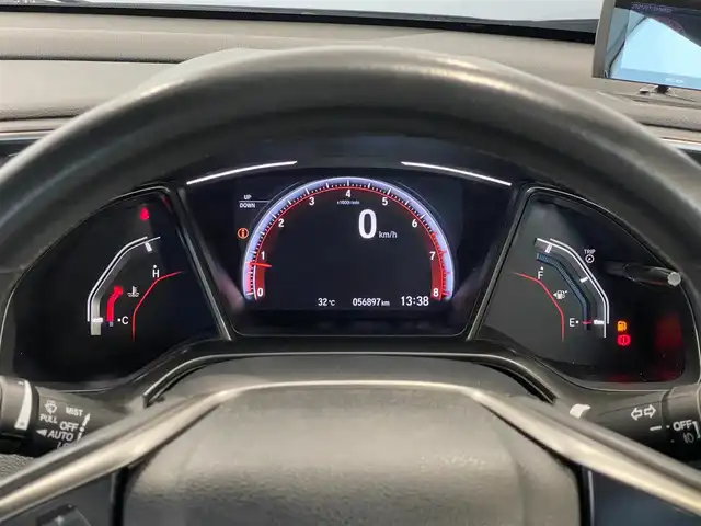 ホンダ シビック ハッチバック ホンダセンシング 岐阜県 2018(平30)年 5.7万km クリスタルブラックパール ワンオーナー/ナビ装着用スペシャルパッケージ/ホンダセンシング/メーカー純正SDナビ//BT/CD/DVD/フルセグテレビ/電動パーキング・ブレーキホールド/純正ビルトインETC/Transcend製ドライブレコーダー/Gathers製ドライブレコーダー/COMTEC製レーダー探知機/トノカバー/純正18インチアルミホイール/追従式クルーズコントロール/LEDヘッドライト/ドアバイザー/バックカメラ