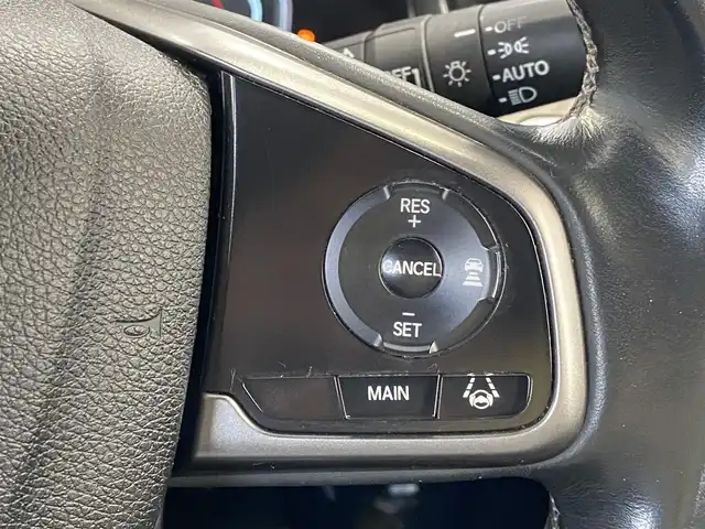 ホンダ シビック ハッチバック ホンダセンシング 岐阜県 2018(平30)年 5.7万km クリスタルブラックパール ワンオーナー/ナビ装着用スペシャルパッケージ/ホンダセンシング/メーカー純正SDナビ//BT/CD/DVD/フルセグテレビ/電動パーキング・ブレーキホールド/純正ビルトインETC/Transcend製ドライブレコーダー/Gathers製ドライブレコーダー/COMTEC製レーダー探知機/トノカバー/純正18インチアルミホイール/追従式クルーズコントロール/LEDヘッドライト/ドアバイザー/バックカメラ