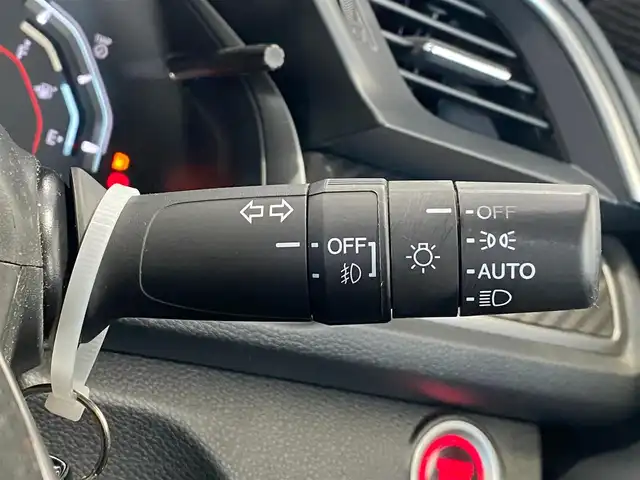 ホンダ シビック ハッチバック ホンダセンシング 岐阜県 2018(平30)年 5.7万km クリスタルブラックパール ワンオーナー/ナビ装着用スペシャルパッケージ/ホンダセンシング/メーカー純正SDナビ//BT/CD/DVD/フルセグテレビ/電動パーキング・ブレーキホールド/純正ビルトインETC/Transcend製ドライブレコーダー/Gathers製ドライブレコーダー/COMTEC製レーダー探知機/トノカバー/純正18インチアルミホイール/追従式クルーズコントロール/LEDヘッドライト/ドアバイザー/バックカメラ
