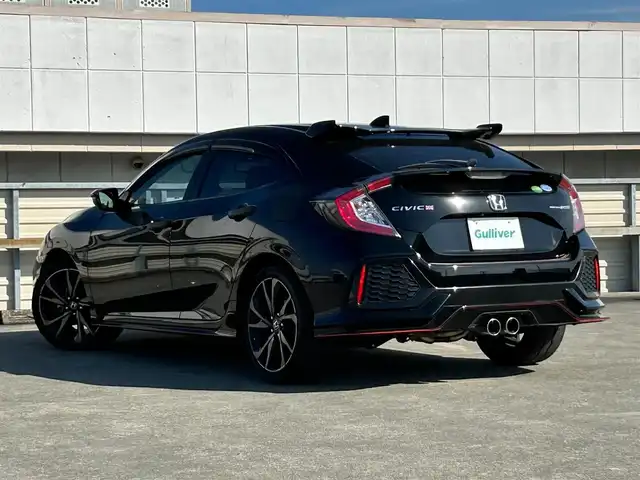 ホンダ シビック ハッチバック ホンダセンシング 静岡県 2018(平30)年 5.7万km クリスタルブラックパール ワンオーナー/ナビ装着用スペシャルパッケージ/ホンダセンシング/メーカー純正SDナビ//BT/CD/DVD/フルセグテレビ/電動パーキング・ブレーキホールド/純正ビルトインETC/Transcend製ドライブレコーダー/Gathers製ドライブレコーダー/COMTEC製レーダー探知機/トノカバー/純正18インチアルミホイール/追従式クルーズコントロール/LEDヘッドライト/ドアバイザー/バックカメラ