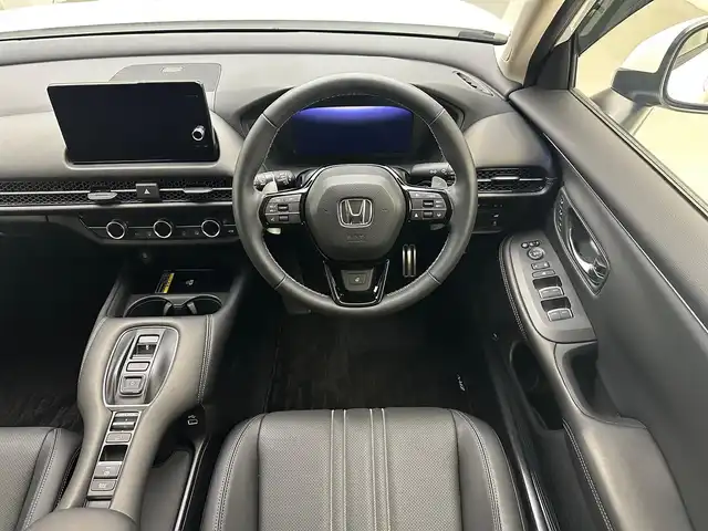 ホンダ ＺＲ－Ｖ ハイブリッド e:HEV Z 兵庫県 2024(令6)年 0.6万km プラチナホワイトパール 純正ディスプレイオーディオ/（ナビ、フルセグTV、BT、スマートフォン連携）/後退出庫サポート/シートヒーター/パワーシート/レザーシート/ワイヤレス充電/純正フロアマット/ドアバイザー/LEDヘッドライト/コーナーセンサー/追従式クルーズコントロール/レーンキープアシスト/ブラインドスポットモニター/パワーバックドア/BOSEサウンド/ビルトインETC2.0/パドルシフト/オートハイビーム/マルチビューカメラ